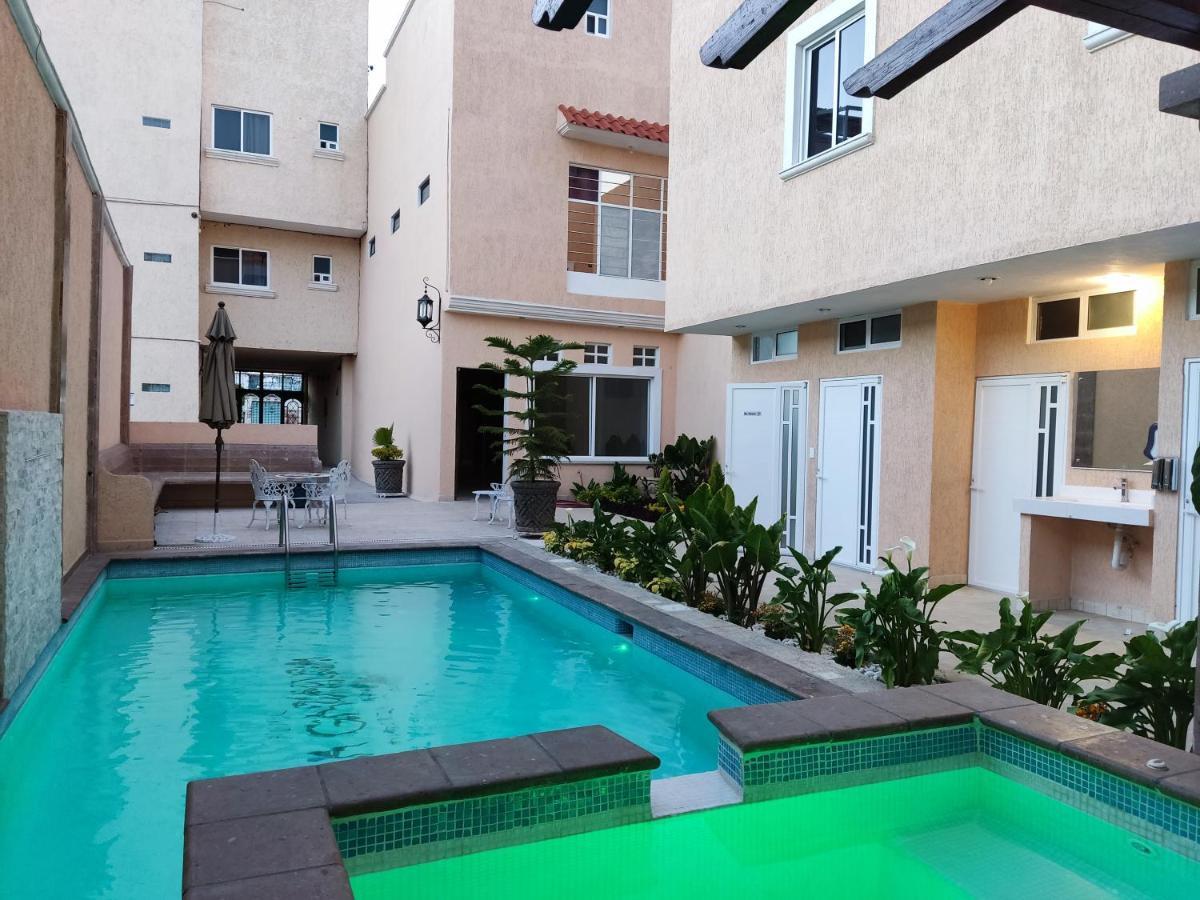 Hotel Casa Garatusa Yuriria 外观 照片